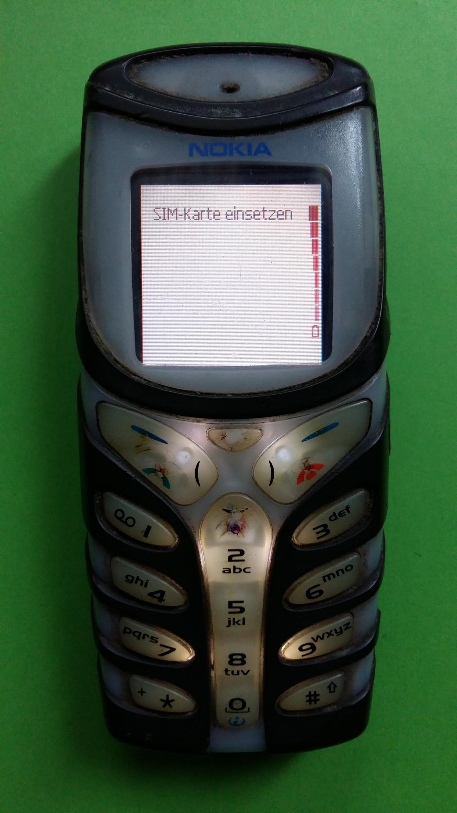 image-7311835-Nokia 5100 (3)1.jpg
